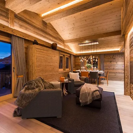Chalet 10 Guests - Verbier! *
